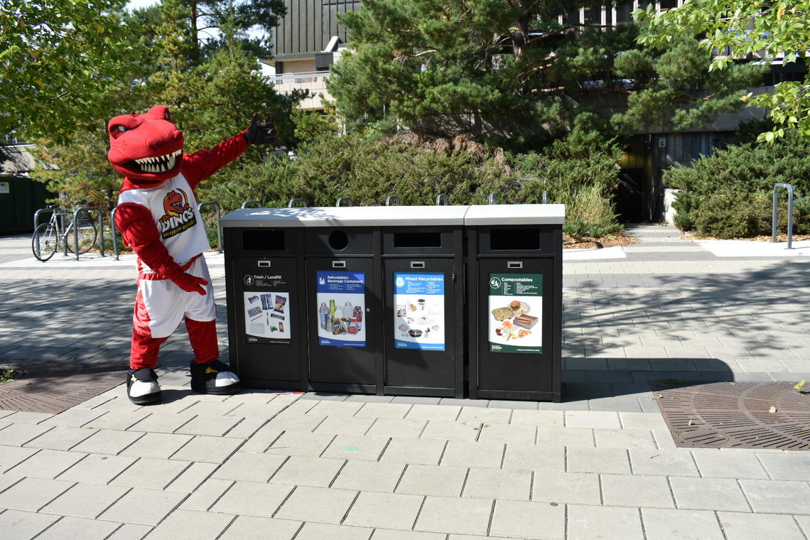 Help sort it out using the bins for composting, mixed recycling, refundable beverage containers and trash that are available everywhere across campus.