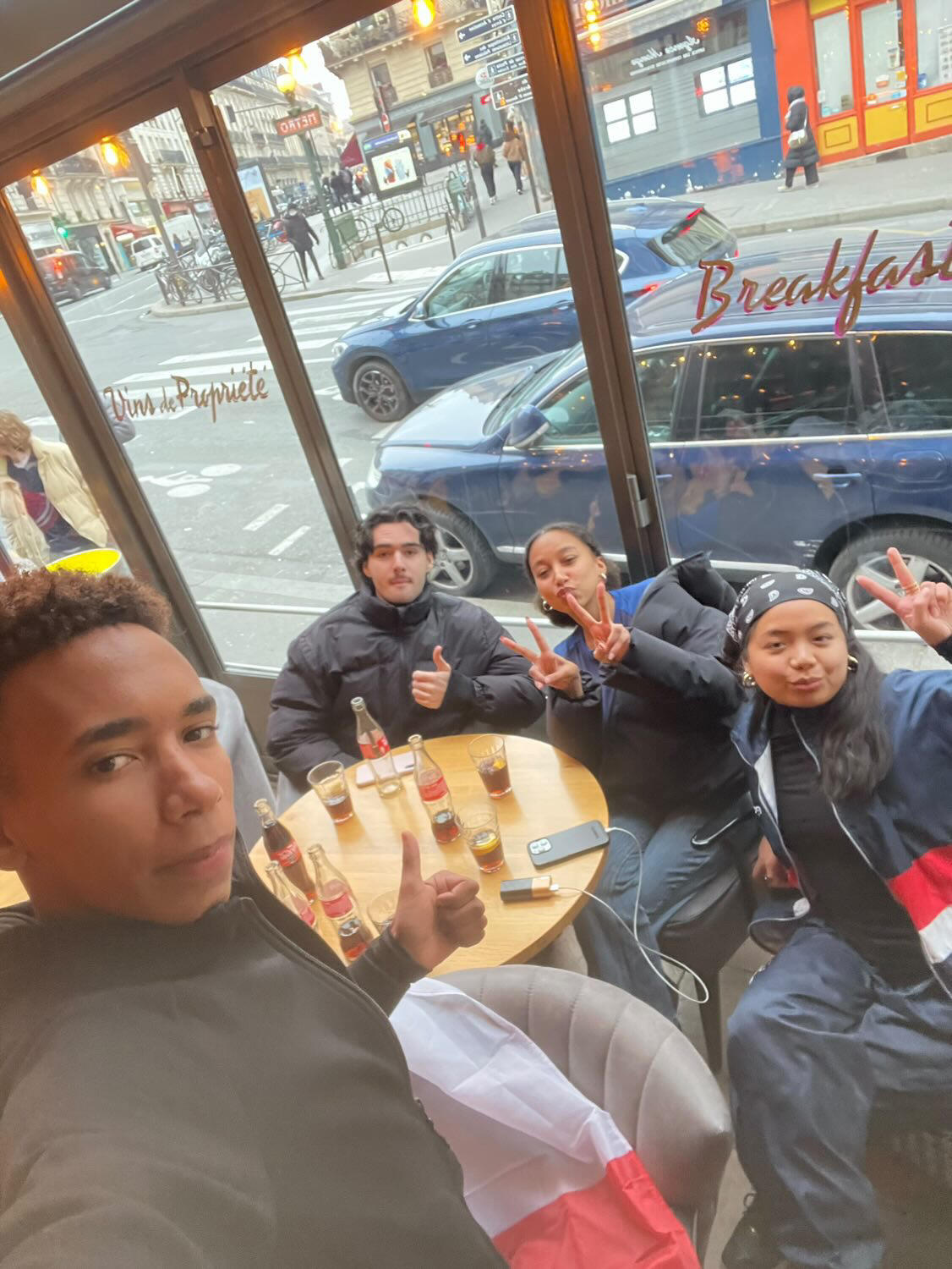 Brooklyn with her friends watching the World Cup finals in Paris