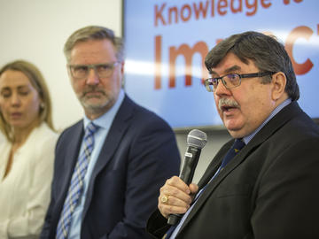 Dr. David B. Hogan, Director, Brenda Strafford Centre on Aging and Project Lead, Laneway Home Initiative, during the morning panel at Knowledge to Impact: Igniting Community Engagement in the City Building Design Lab on April 29, 2019.