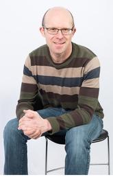 Dr. Jeremy Fantl, seated portrait