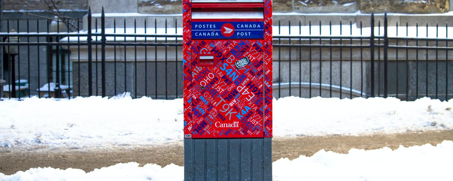Mail box in Quebec