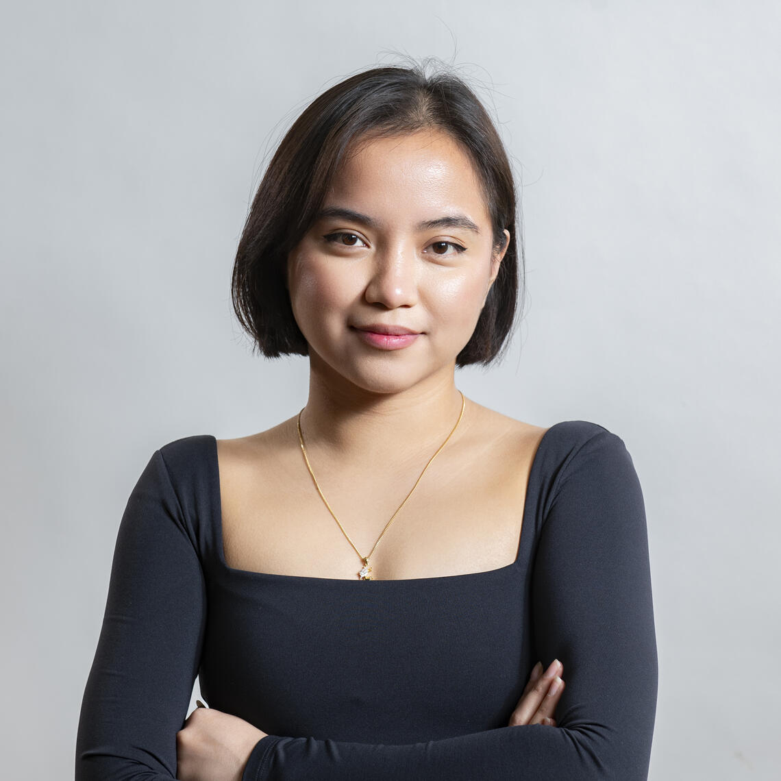 Rucell Voloso as Iris