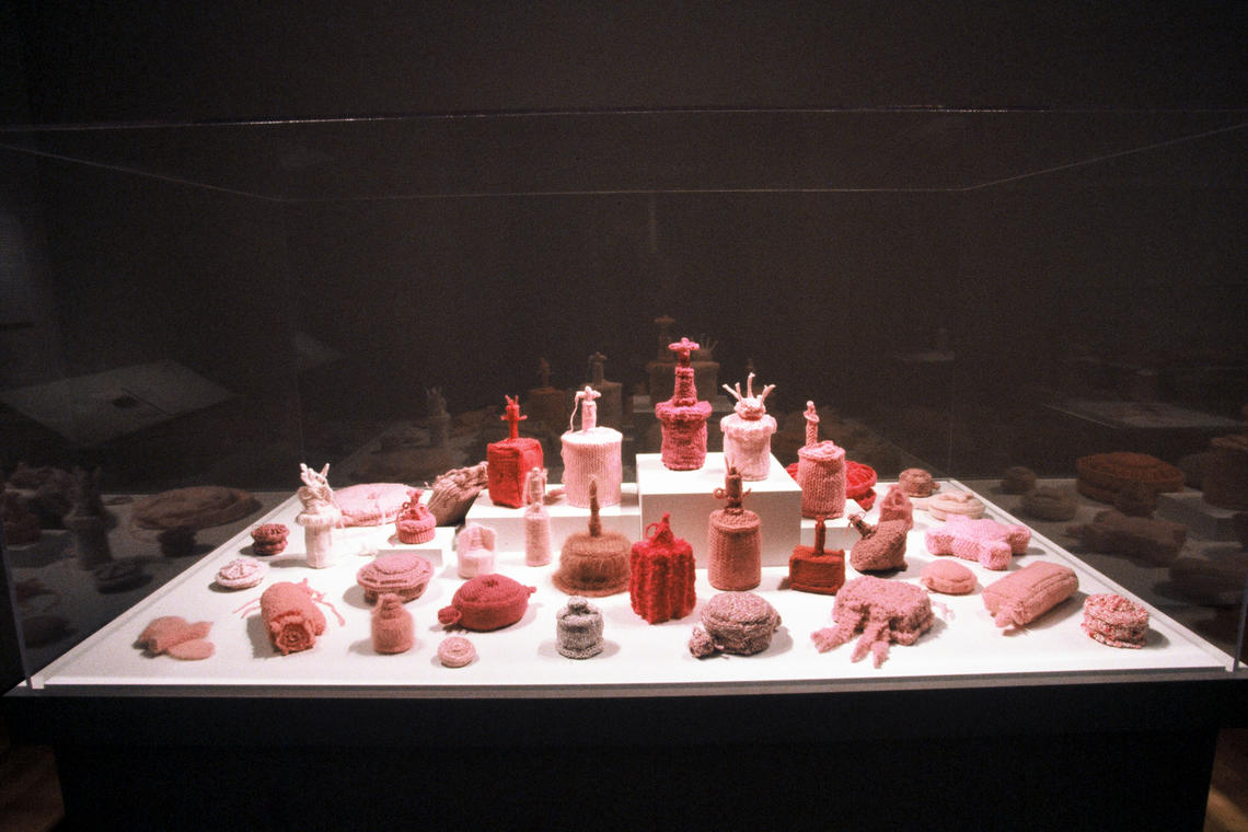 antipersonnel, Barb Hunt