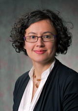 Elizabeth Pando (PhD Candidate)