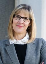 Susan Franceschet (PhD Carleton)