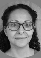 Stefania Headshot