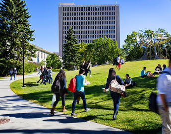 UCalgary students on the quad