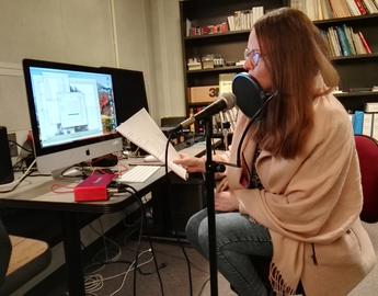 A Language Consultant in the Phonetics Lab