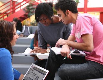 Students hang out together